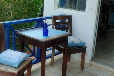 استراحتگاه Marblue Villa Suites