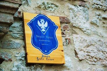 فندق Borgo Dé Varano