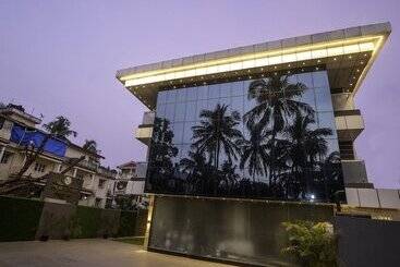 هتل Divan Clarks Inn Goa