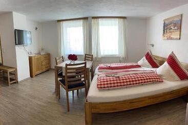 Отель Adam & Eva Gasthof Paradies Mit