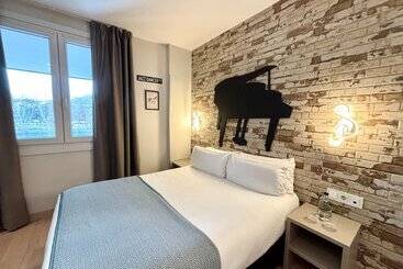 Hotel Colectia Urumea