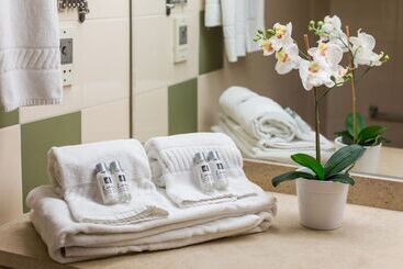 هتل آپارتمان Luna Hotel Da Oura