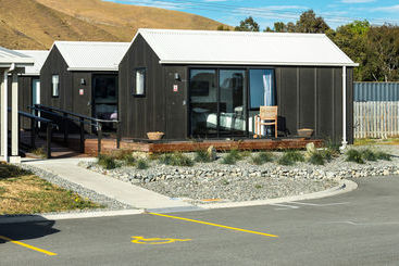 Riverlands Roadhouse Motel