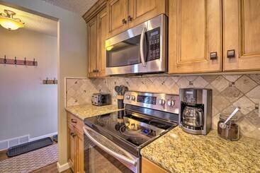 بيت ريفى Farmhouse W/ Game Room, 1 Mi To Lake Lowell!