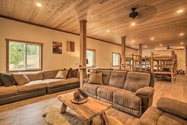 بيت ريفى Rural Kettle Falls Bunkhouse W/ Airstrip & Trails!