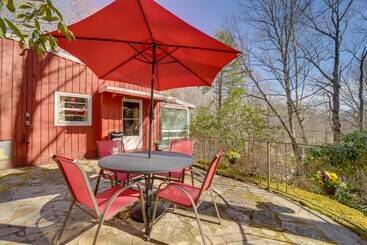 The Red Loft  Candler Cottage Near Hiking Trails!