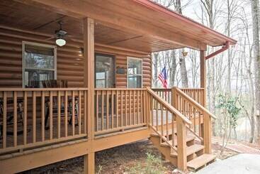 קוטג'' Cozy Hayesville Retreat W/ Deck & Mtn Views!
