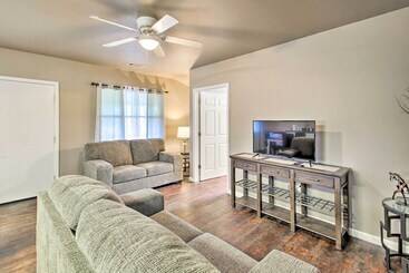 Сельский дом Modern Hot Springs Retreat ~ 8 Mi To Nat L Park