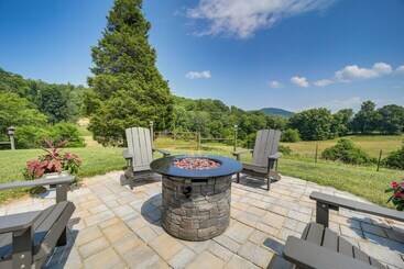 コテージ Pet Friendly Canton Cabin W/ Porch + Grill!