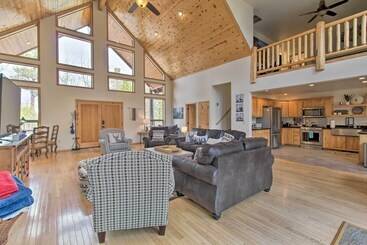 کلبه Family Friendly Show Low Cabin W/ Deck & Game Room