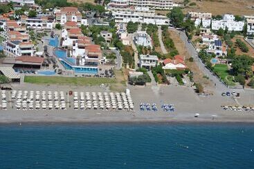 هتل آپارتمان Amaryllis Front Beach