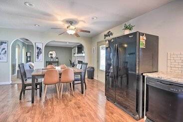 بيت ريفى Charming Clovis Home W/ Covered Patio!