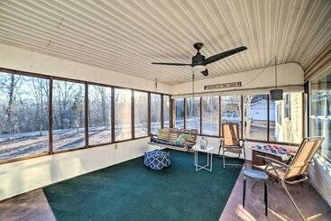 بيت ريفى Murray Cabin W/ Screened Porch & Boat Parking