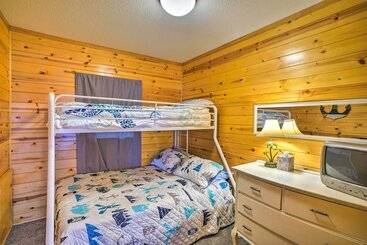 별장 Quaint Lake Jefferson Cabin W/ Deck & Gas Grill!