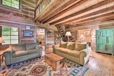 コテージ Turkey Hollow Cabin  W/ Stunning Open Views!