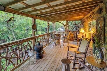 コテージ Celo Cabin W/ Deck In Pisgah National Forest