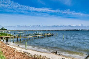 کلبه Choptank River Beach Home W/ Pier In Cambridge!