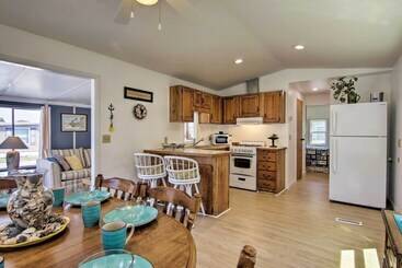 קוטג'' Dog Friendly Ocean Pines Home W/ Pool Access!