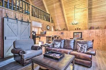 بيت ريفى Ski In/ski Out Red River Cabin W/ Mtn Views!