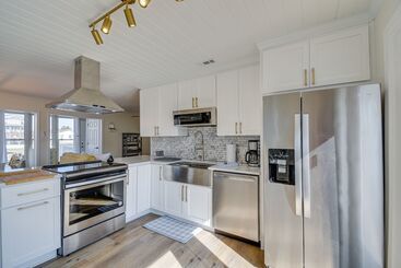 コテージ Holden Beach Home On Intracoastal Waterway Canal!