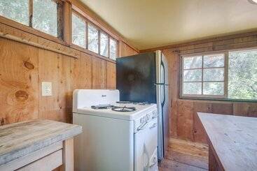 별장 Topanga Canyon Rustic Treetop Trailer On 16 Acres!