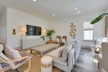 茅舍 Beach House Right Off 30 A W/ Golf Cart!