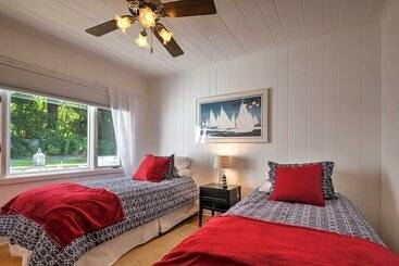 별장 Boutique Home In Door County W/ Eagle Harbor Views