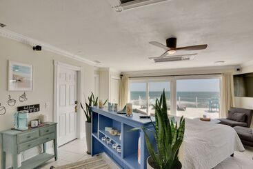 بيت ريفى Flagler Beach Oceanfront Haven W/ Hot Tub!