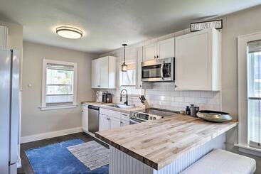 کلبه Luxe Glacier Getaway: Walk To Downtown Kalispell!