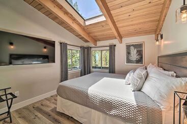 コテージ Luxe Reno Chalet W/ Mountain View: 3 Mi To Skiing!