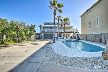 茅舍 Sunny Florida Home W/ Decks & View, Steps To Beach