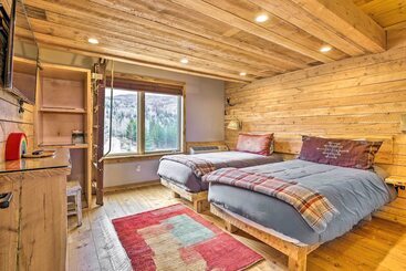 별장 Secluded Granby Mtn Cabin: 75 Acres & Views