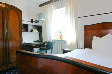Airporthotel Regent