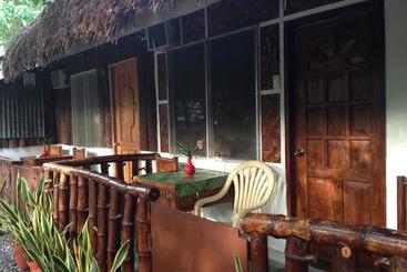 تختخواب و صبحانه Homestay De Bai