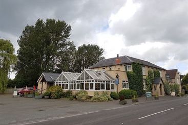 فندق فئة نجمة واحدة Affcot Lodge