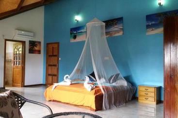 Le Relax Self Catering Apartment - La Digue