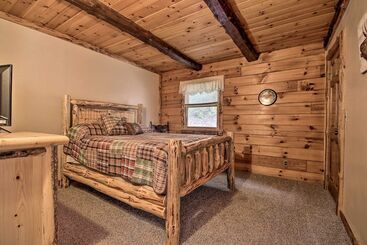 コテージ Pet Friendly Raystown Lakefront Cabin W/ Bbq Grill