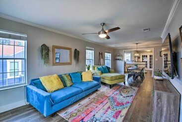 کلبه Colorful Fort Worth Home ~ 5 Mi To Downtown