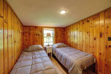 600  Of Green Bay Frontage & Dock: Cozy Cottage