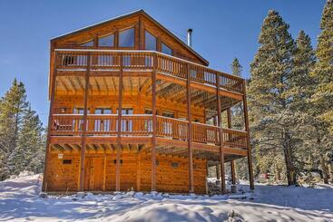 Сельский дом Fairplay House W/ Deck & Panoramic Nature Views!