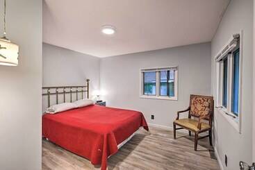 茅舍 Roan Mountain Creekside Cabin: Hike & Fish!