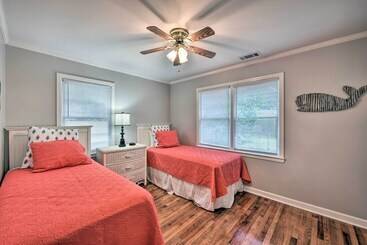 بيت ريفى Beaufort Home W/porch, 4 Mi. From Downtown!