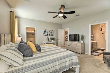 کلبه Charming Home Near Austin W/ Grill & Porch!