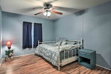 茅舍 Cozy Murrells Inlet Home ~ 3/4 Mi To Beach!