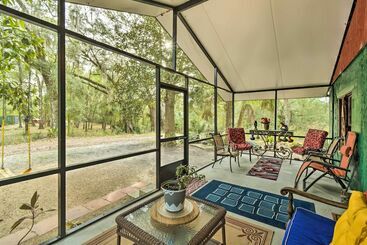 بيت ريفى Crescent City Hideaway W/ Screened Porch!