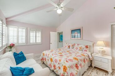 Сельский дом Luxury Key Largo Home W/ Guest House & Pool!