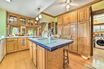 קוטג'' Elegant 1905 Home: Steps To Torch Lake & Dtwn