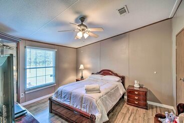 بيت ريفى Palatka Hideaway W/ Fireplace & Private Porch