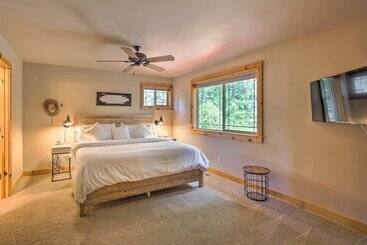 茅舍 Cle Elum Lake Home W/ Hot Tub & Mountain Views