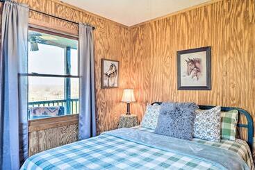 コテージ 7 Mi To Downtown Morganton: Cabin W/ Fire Pit!